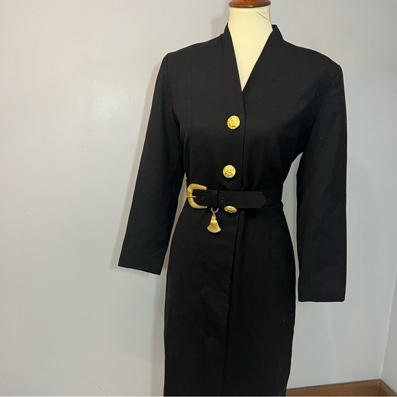 Vintage black long sleeve structured dress bold gold belt ornate buttons retro - Picture 3 of 11